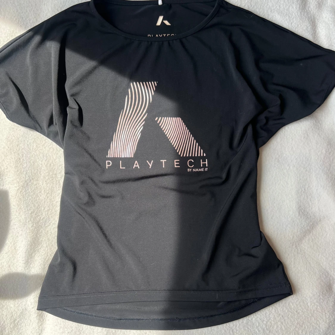 Svart tränings-t-shirt