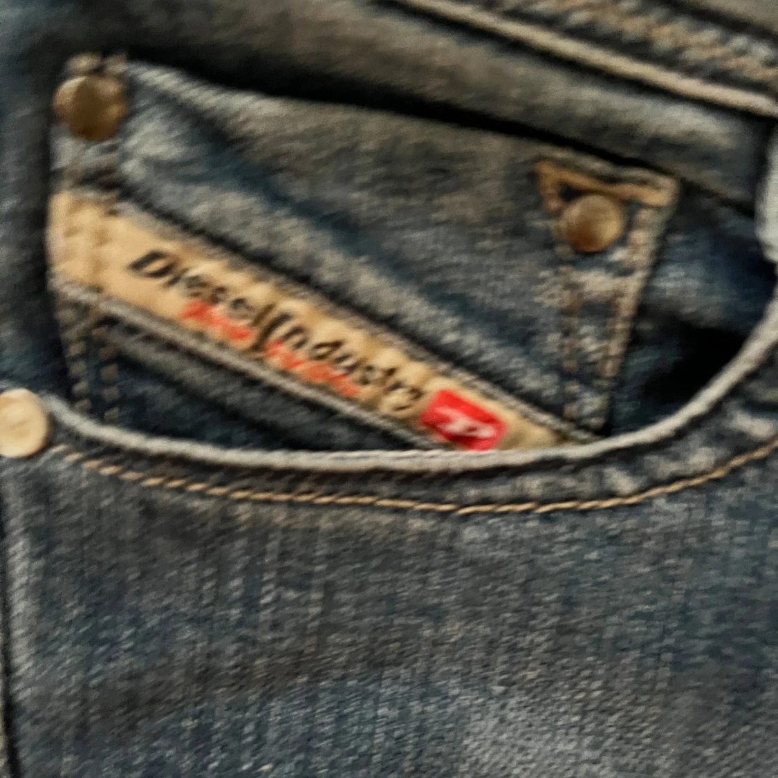 Diesel jeans i nyskick - 92