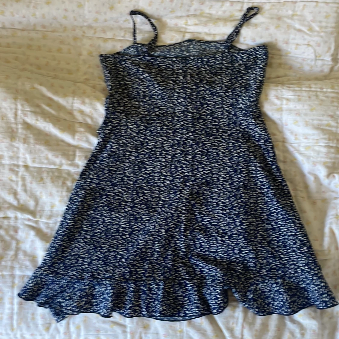 Blommig blå kortklänning från SHEIN - 1