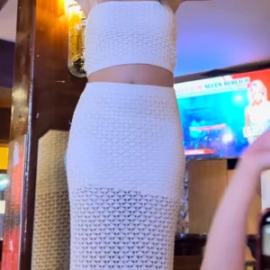 Beige matchande set - Beige virkat set med långkjol⭐️ Använt en gång