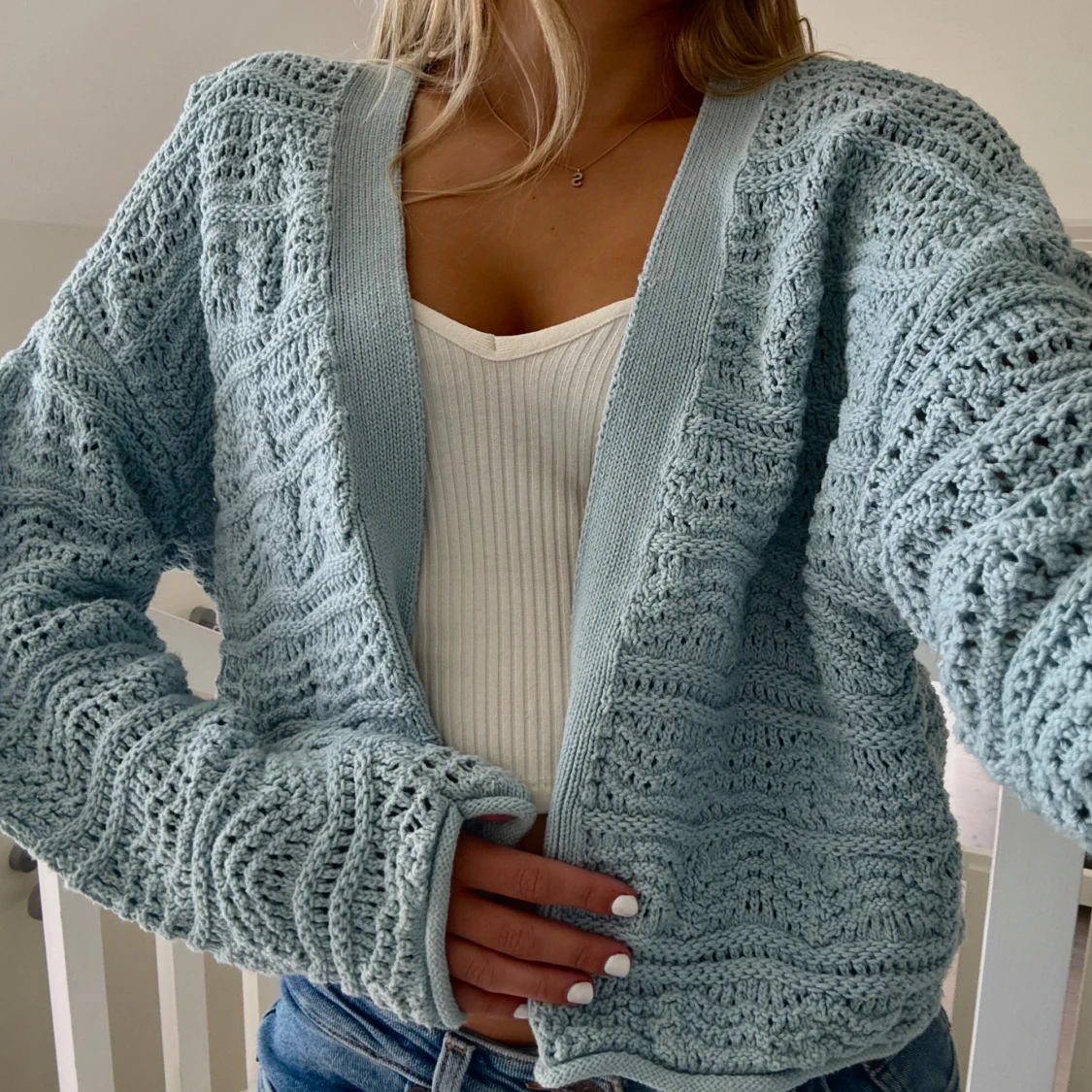 Ljusblå virkad kofta från Zara