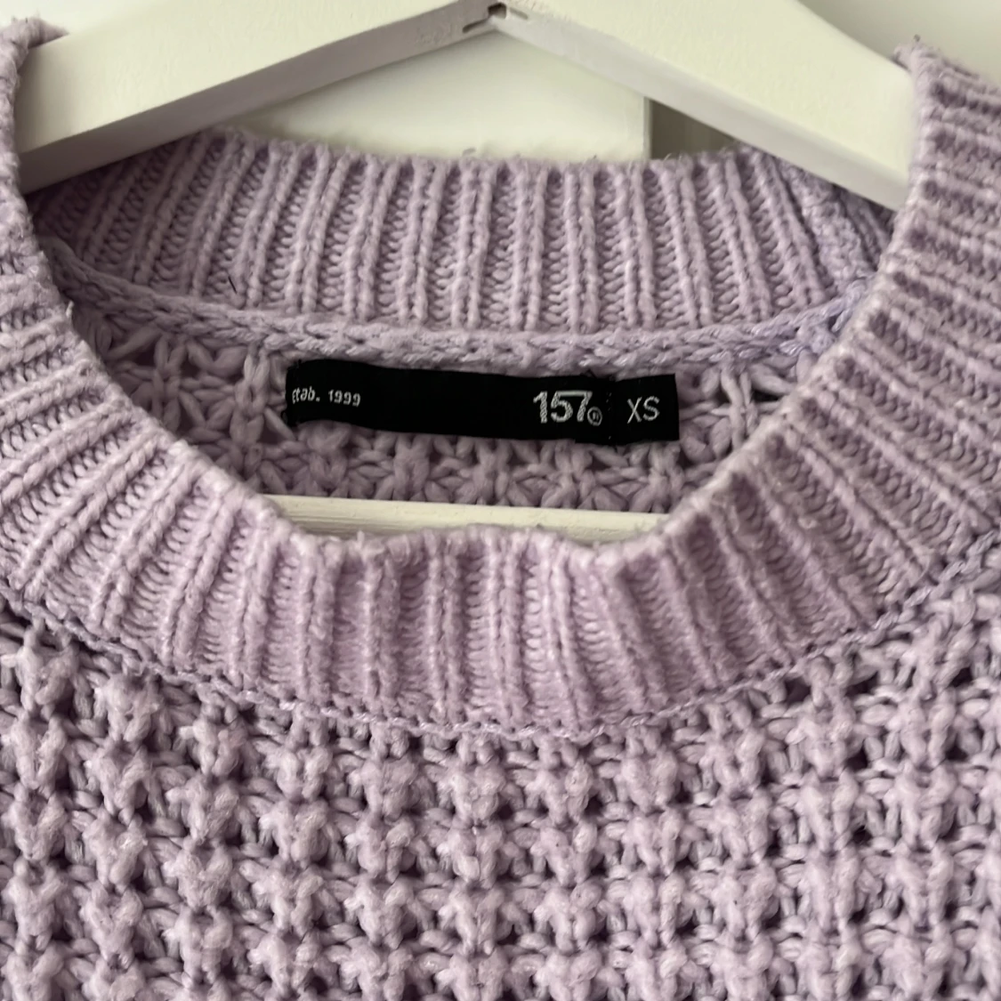 Ljuslila stickad tröja från lager 157 - 2
