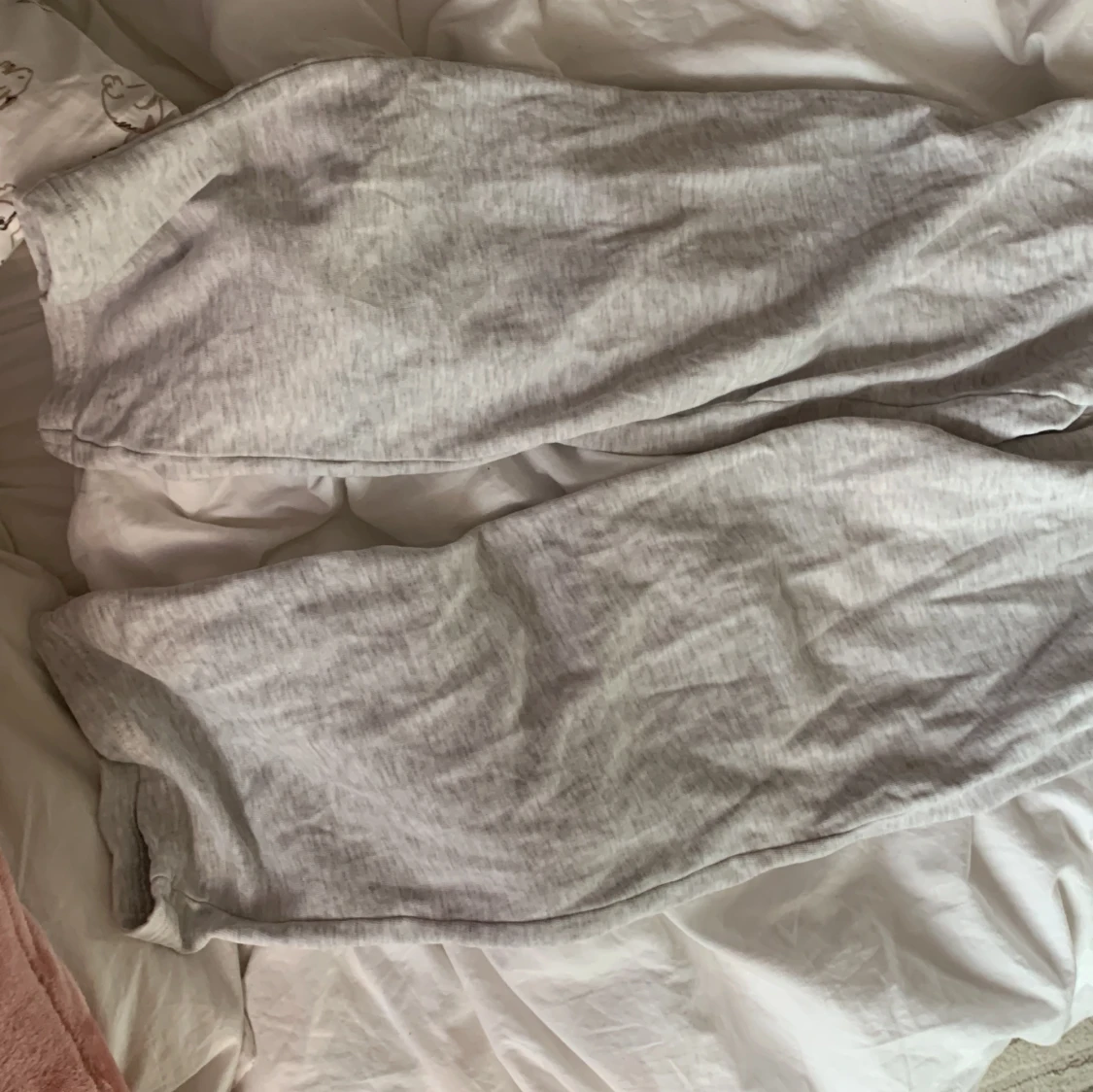 Ljusgrå mjukisbyxor från LMTD - 1