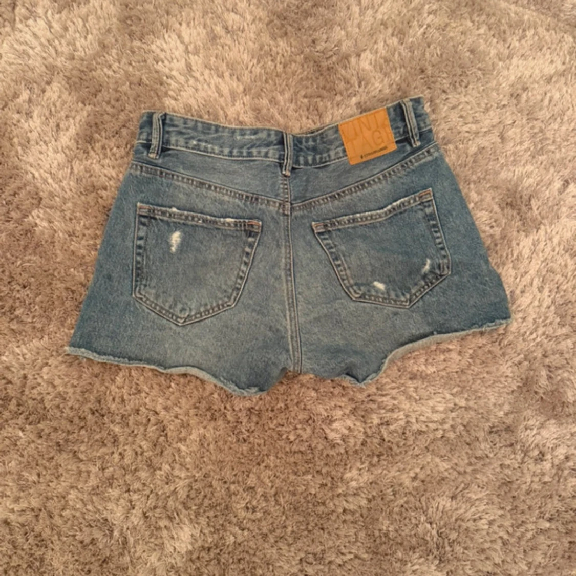 Blå jeansshorts från Stradivarius - 1