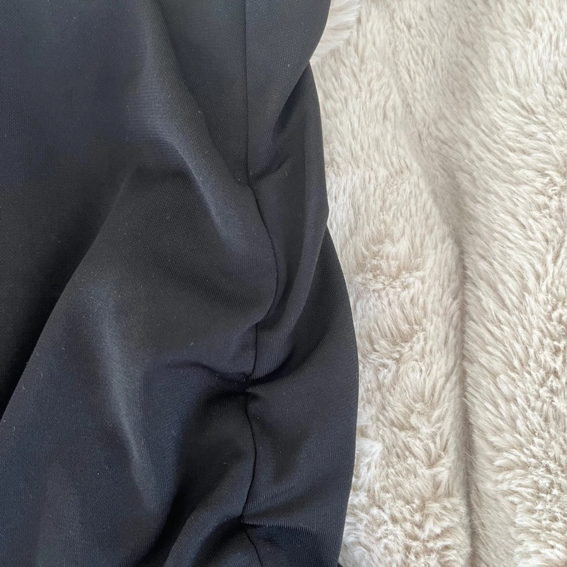 Svart kjol från BikBok - 3