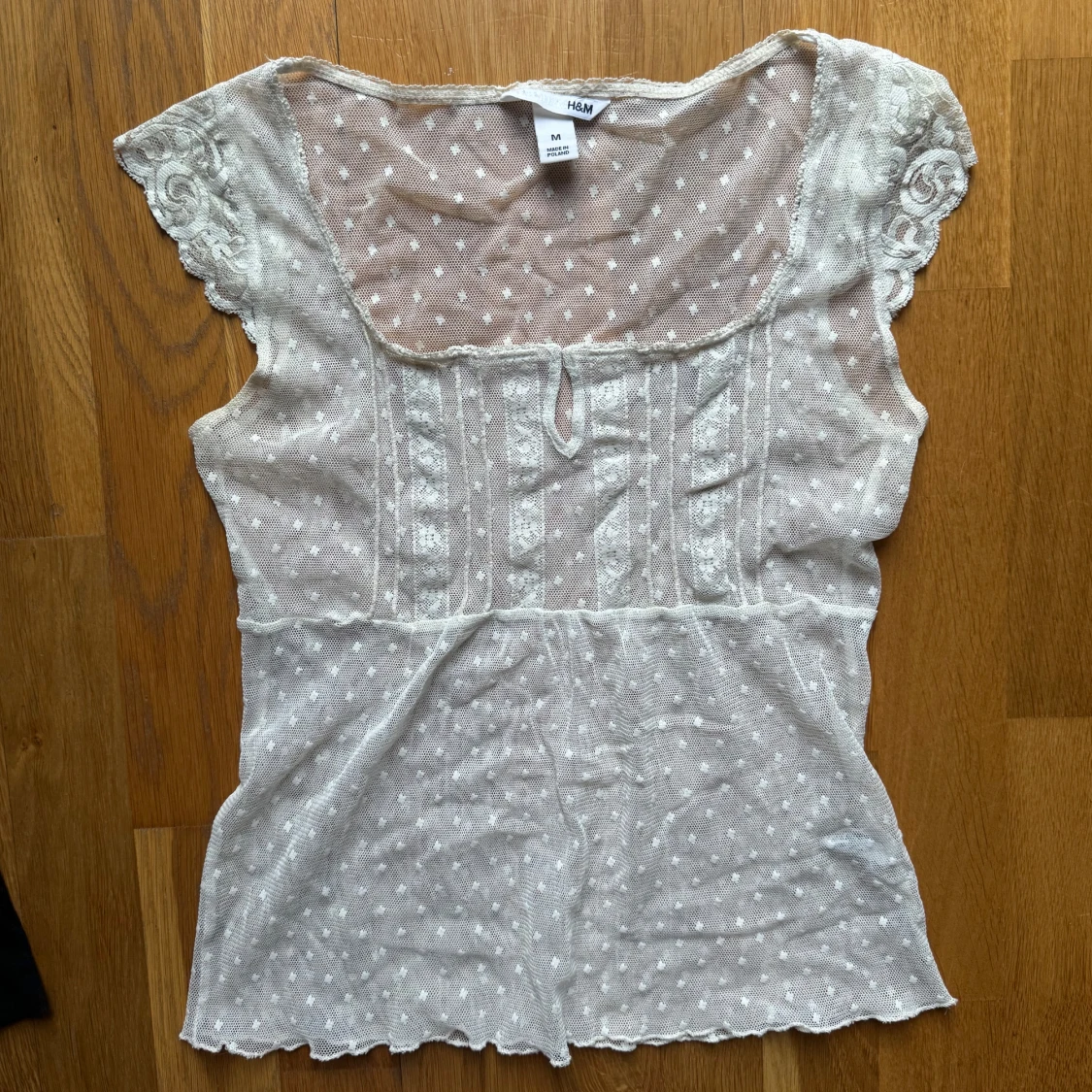 Vintage Vit spetsblus med prickigt mönster - 1