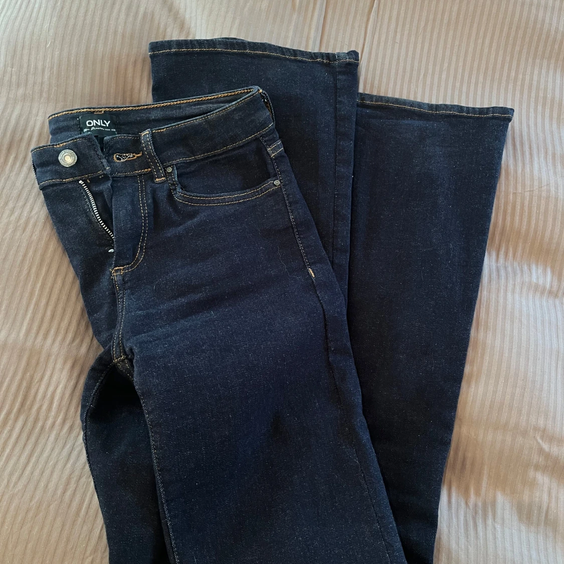 Mörkblå bootcut jeans från ONLY - 2