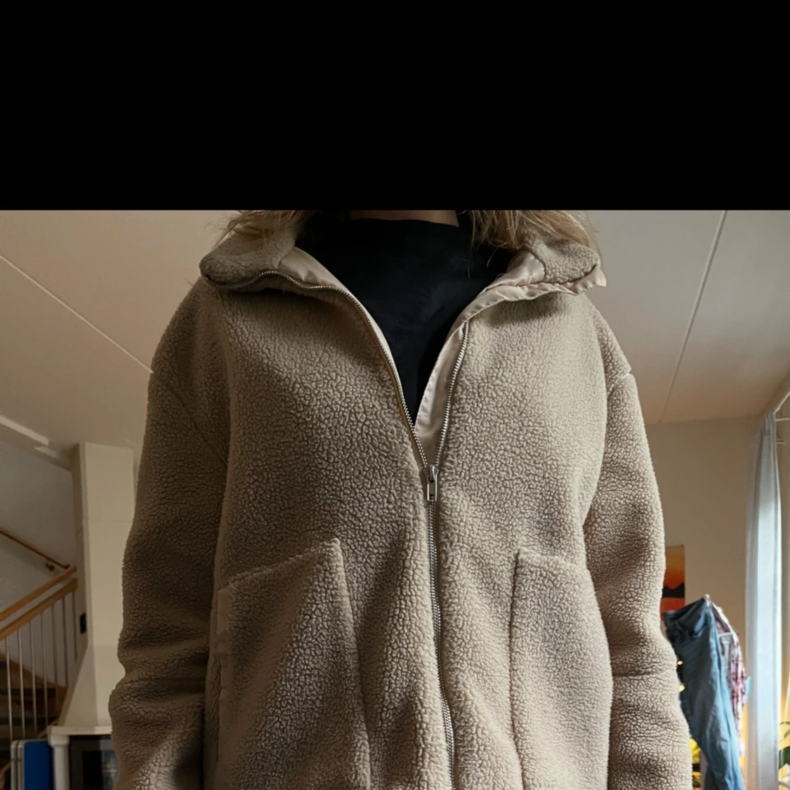 Beige teddyjacka med dragkedja - 1