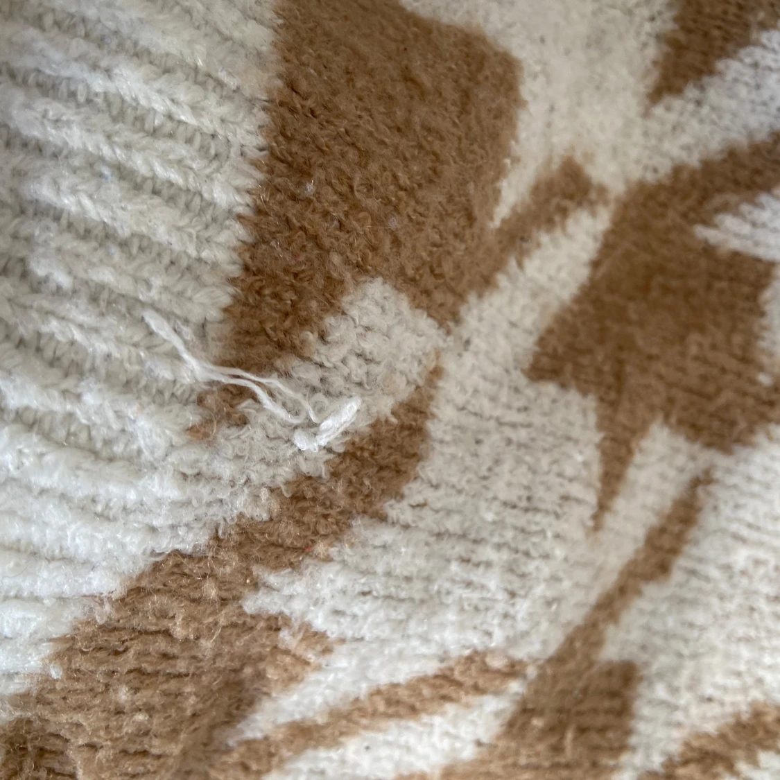 Beige och vit stickad tröja Amisu - 3