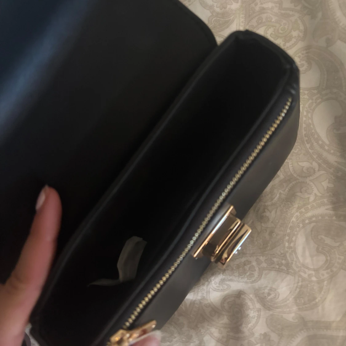 Svart axelväska från David Jones - 2