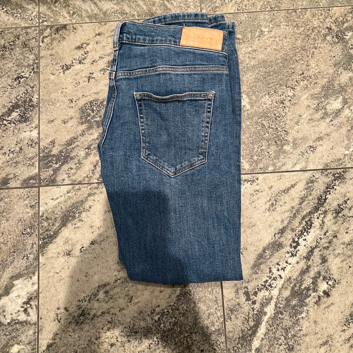 Blå jeans från GANT, straight fit