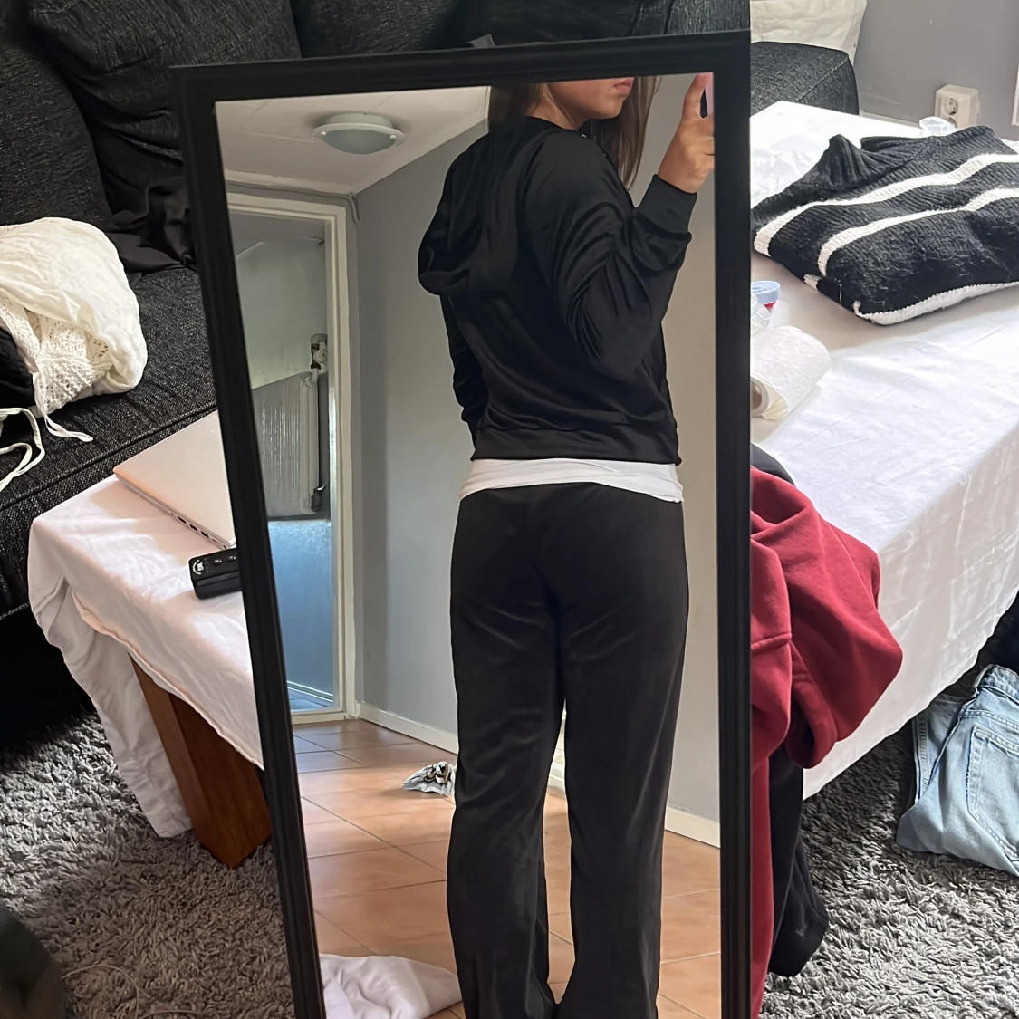 Svart mjukis set från Gina - 1