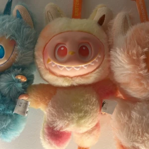 Labubu  - En labubu som har namnet loyliti🥰