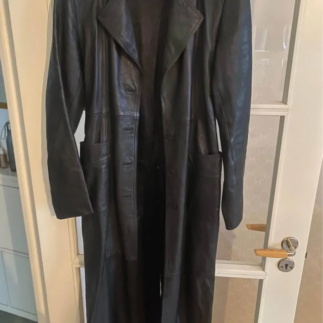 Svart skinnrock från Roco Baroco äkta skinn - 3