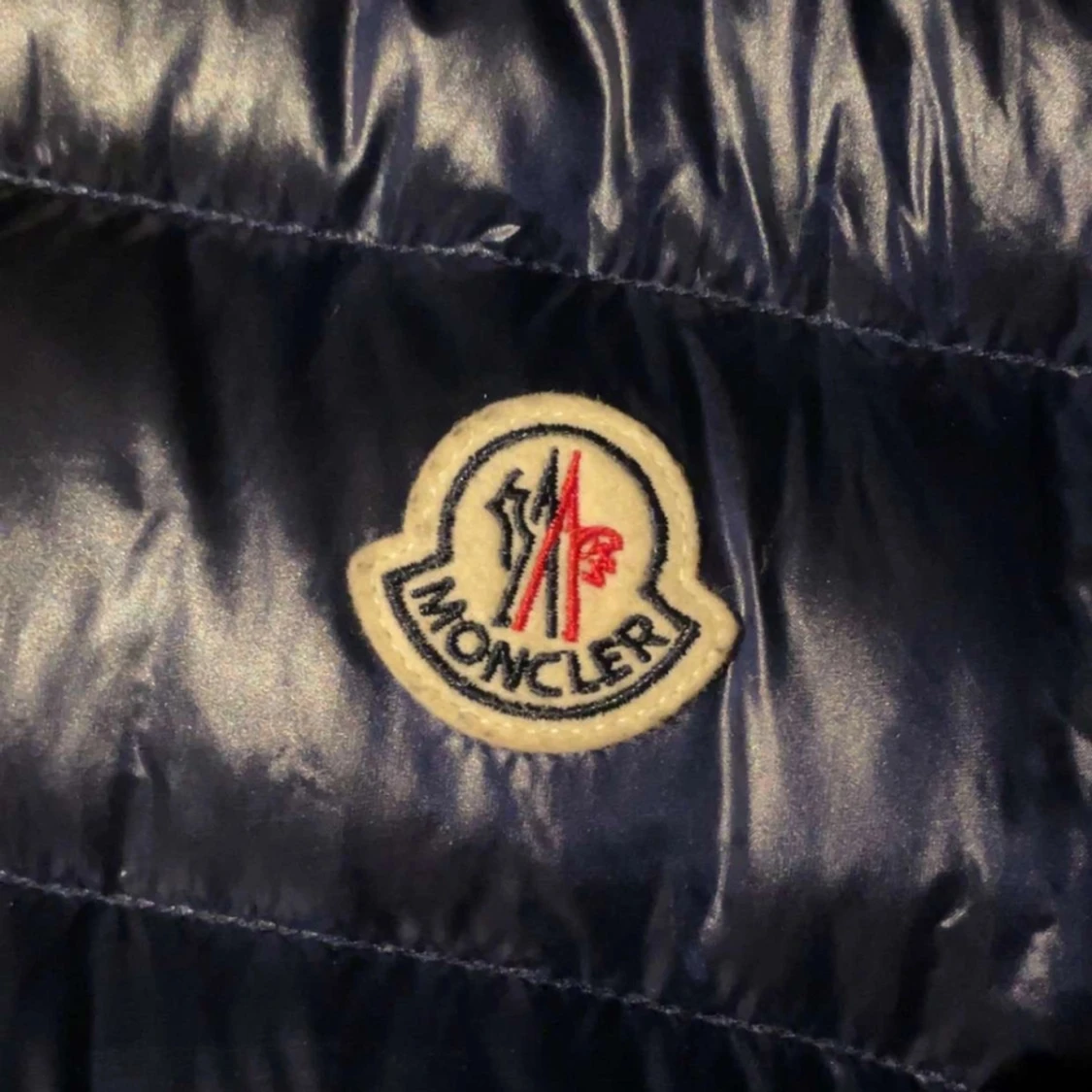 Blå dunväst från Moncler - 1