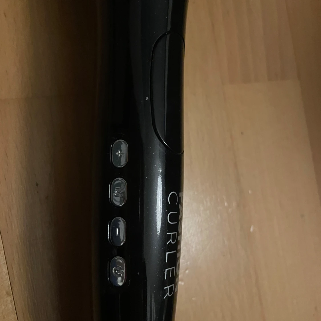 Svart automatisk locktång - 1