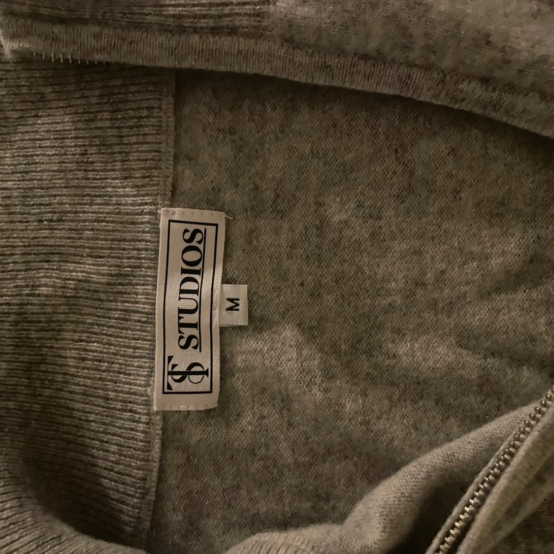 S&T Studios Fullzip - 91