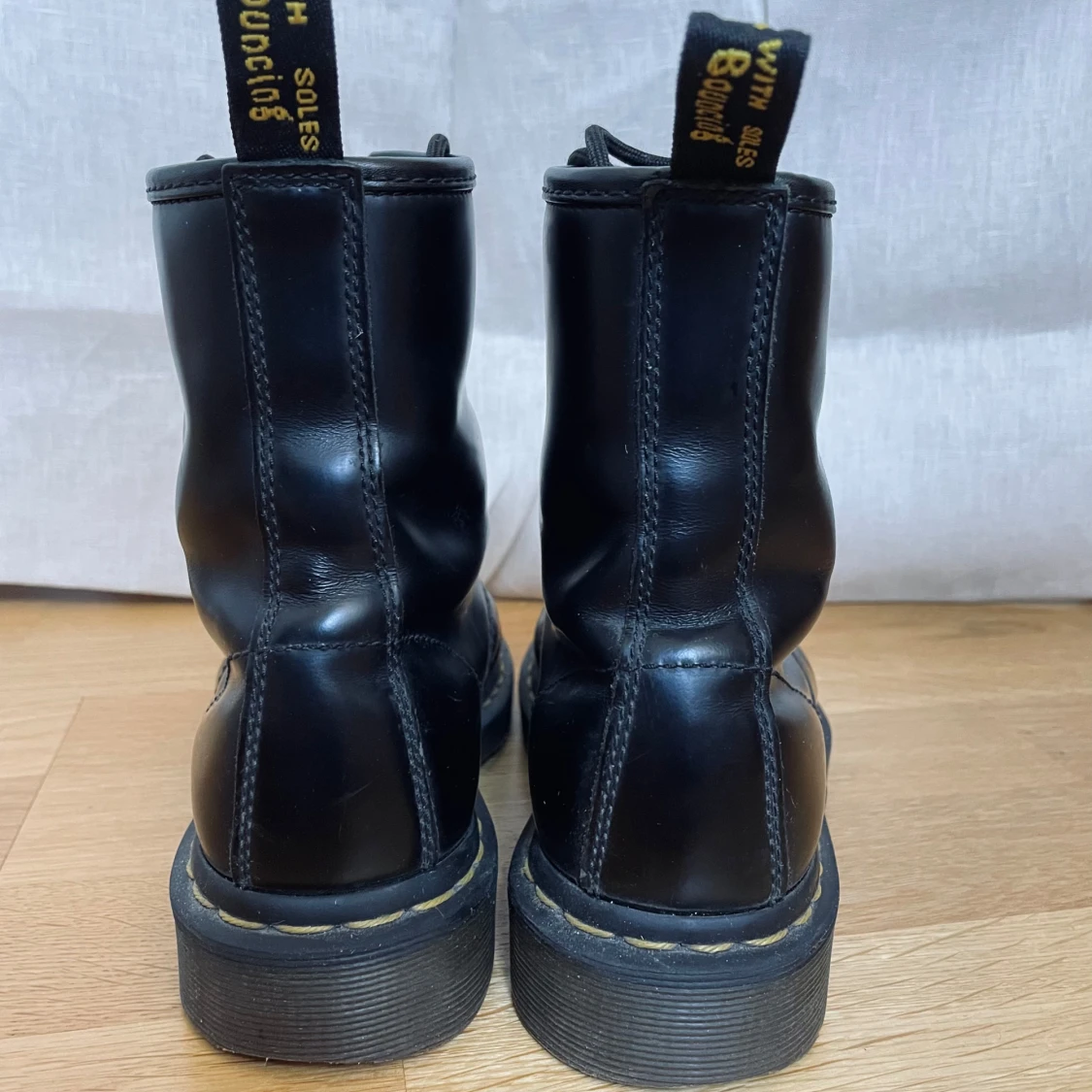 Svarta Dr. Martens boots i skinn - 2
