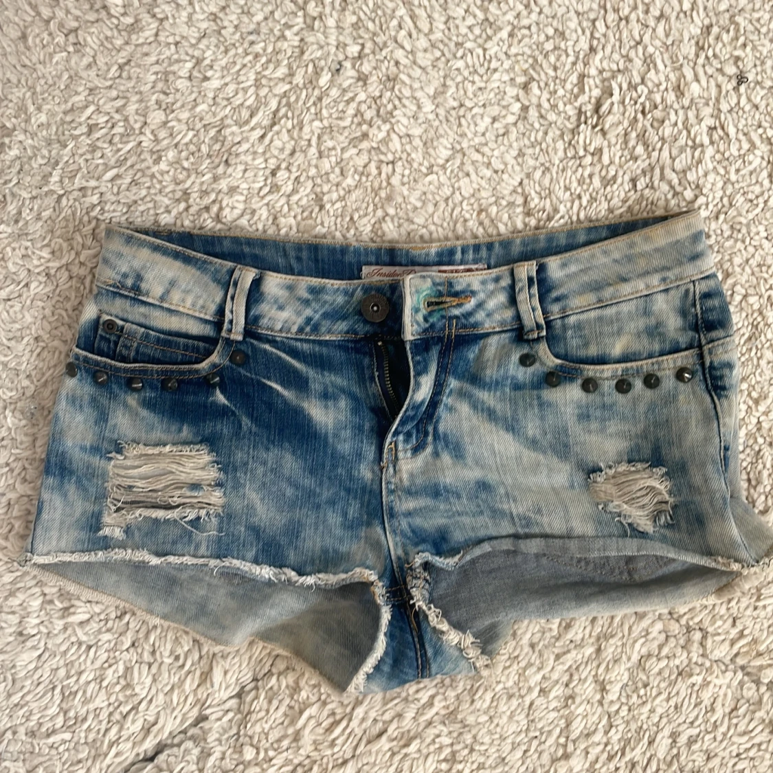 Lågmidjad tie dye shorts - 2