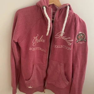 rosa cardigan  - bra skick💕 