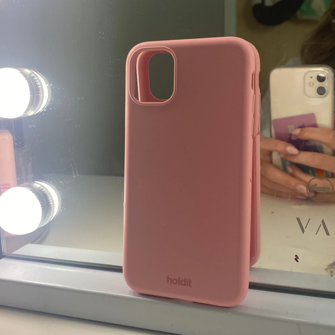 Rosa mobilskal från Holdit