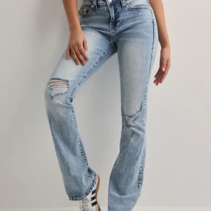 True religion jeans - Becca Midrise Bootcut Flap.🩷 Nyskick, säljer då de inte passade mig.