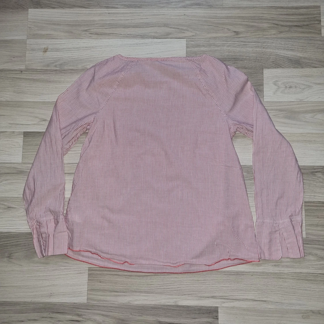 Rosa- och vitrandig blus - 1