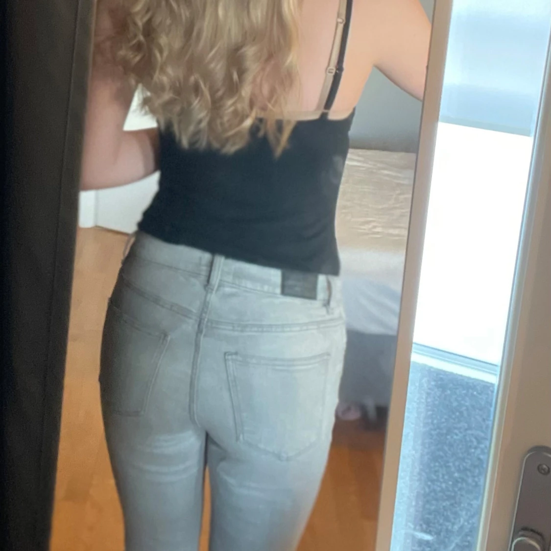Grå bootcut jeans - 1