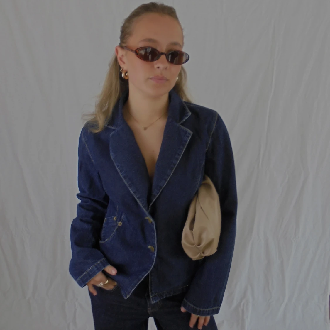 Mörkblå jeans kavaj