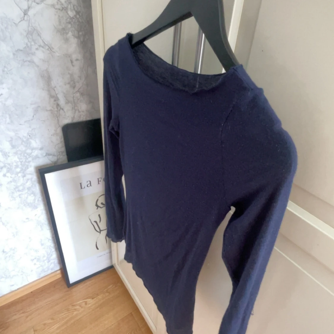 Mörkblå långärmad topp från intimissimi  - 1