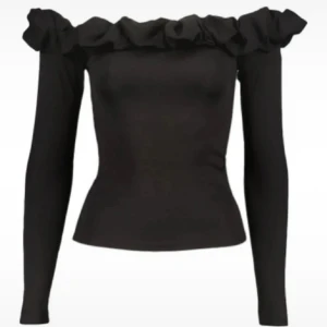Volang tröja - Offshoulder tröja med volang💕