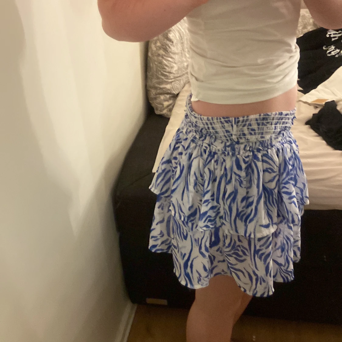 Blåvit zebramönstrad volangkjol - 2