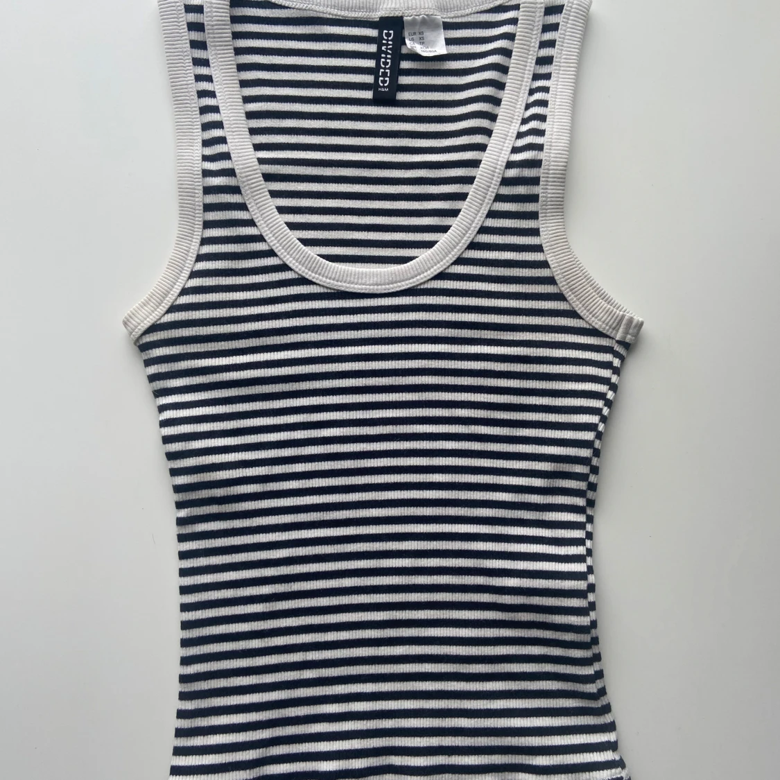 Randig ribbad linnetopp från H&M - 1