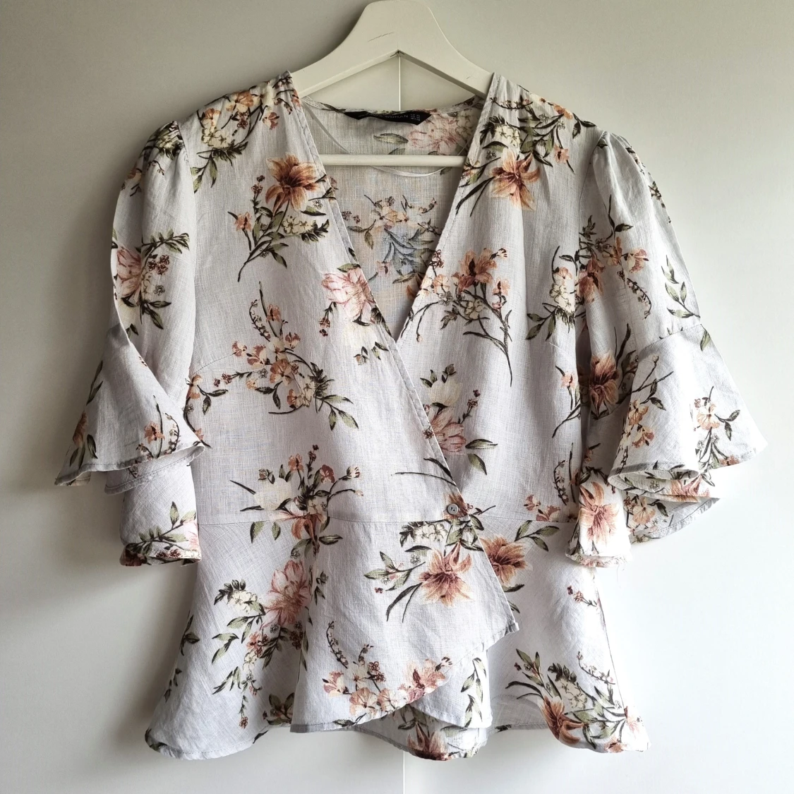 Blommig linneblus Zara