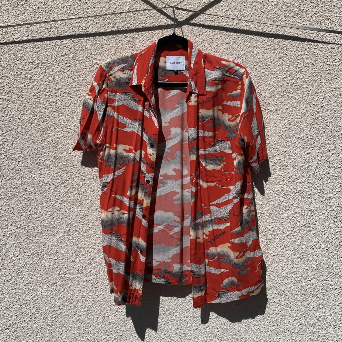 Röd mönstrad skjorta från Vaillent