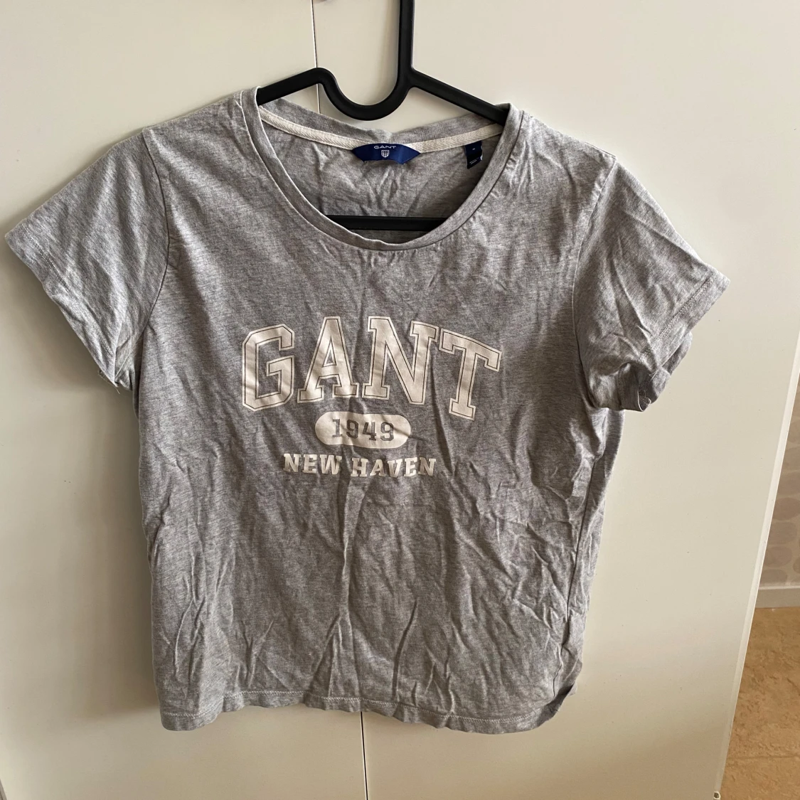 Grå t-shirt från GANT