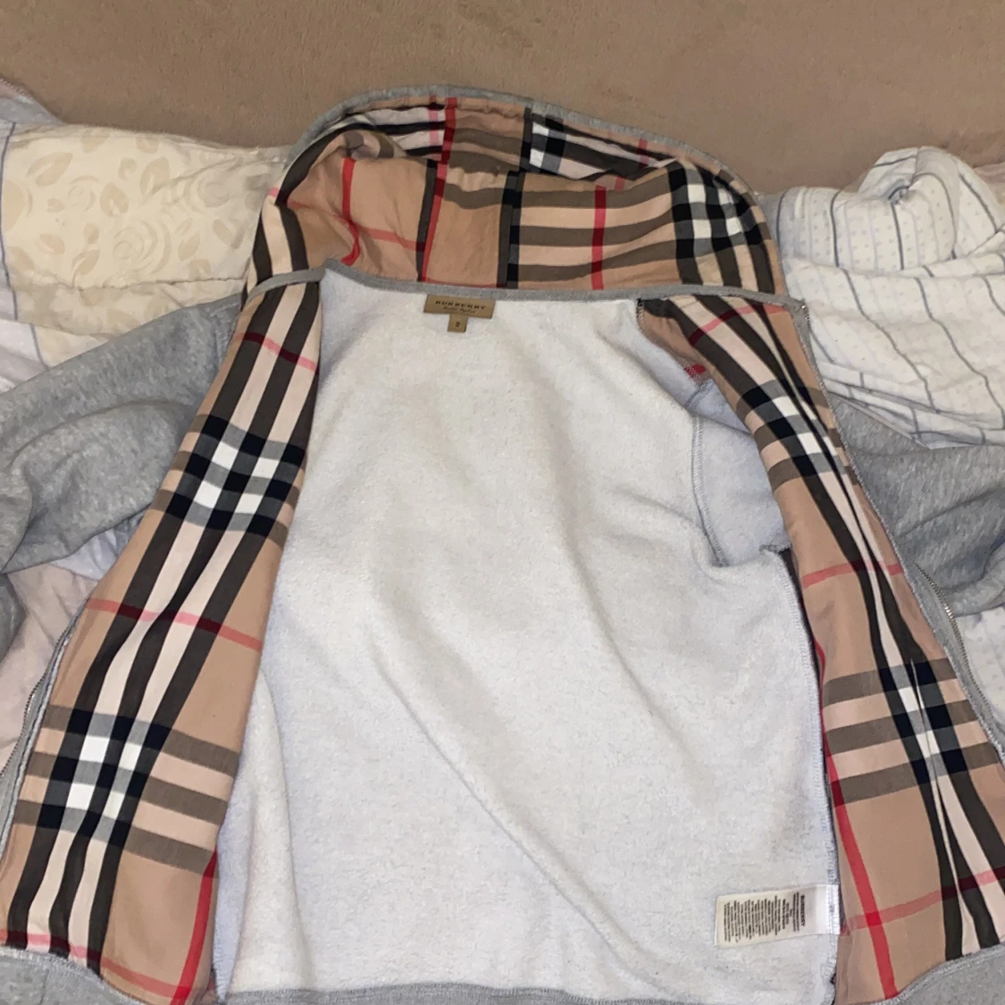 Burberry hoodie - 1