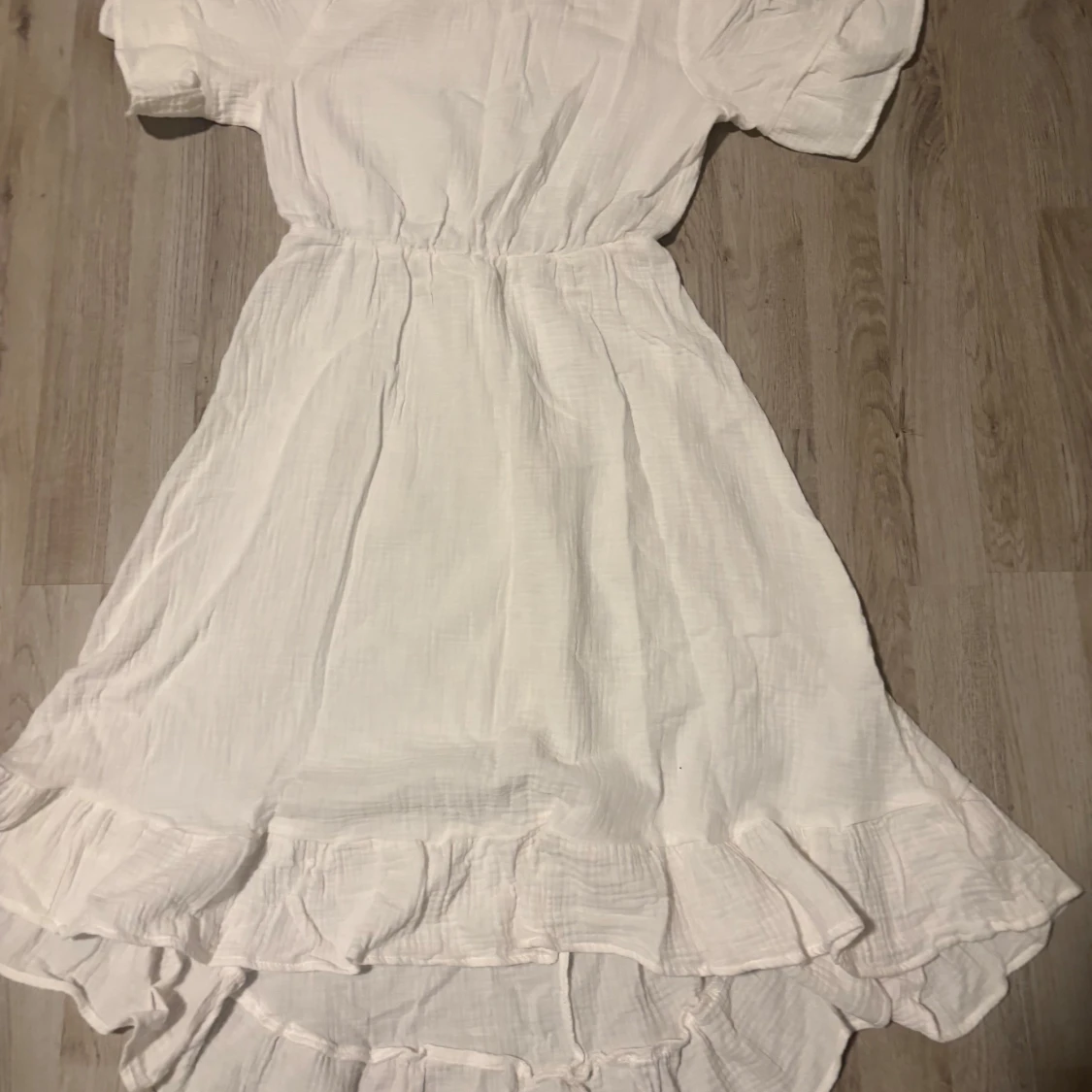 Vit klänning från Shein INTE ANVÄNT 