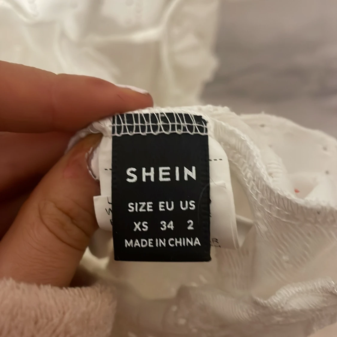 Vit blus från Shein - 2