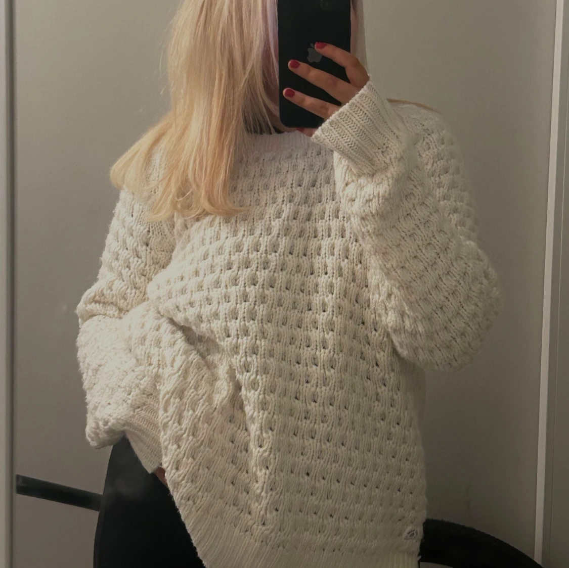 Vit stickad tröja - 1