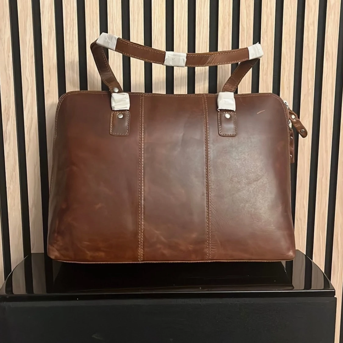 Brun skinnportfölj från C.A.B Sweden - 1