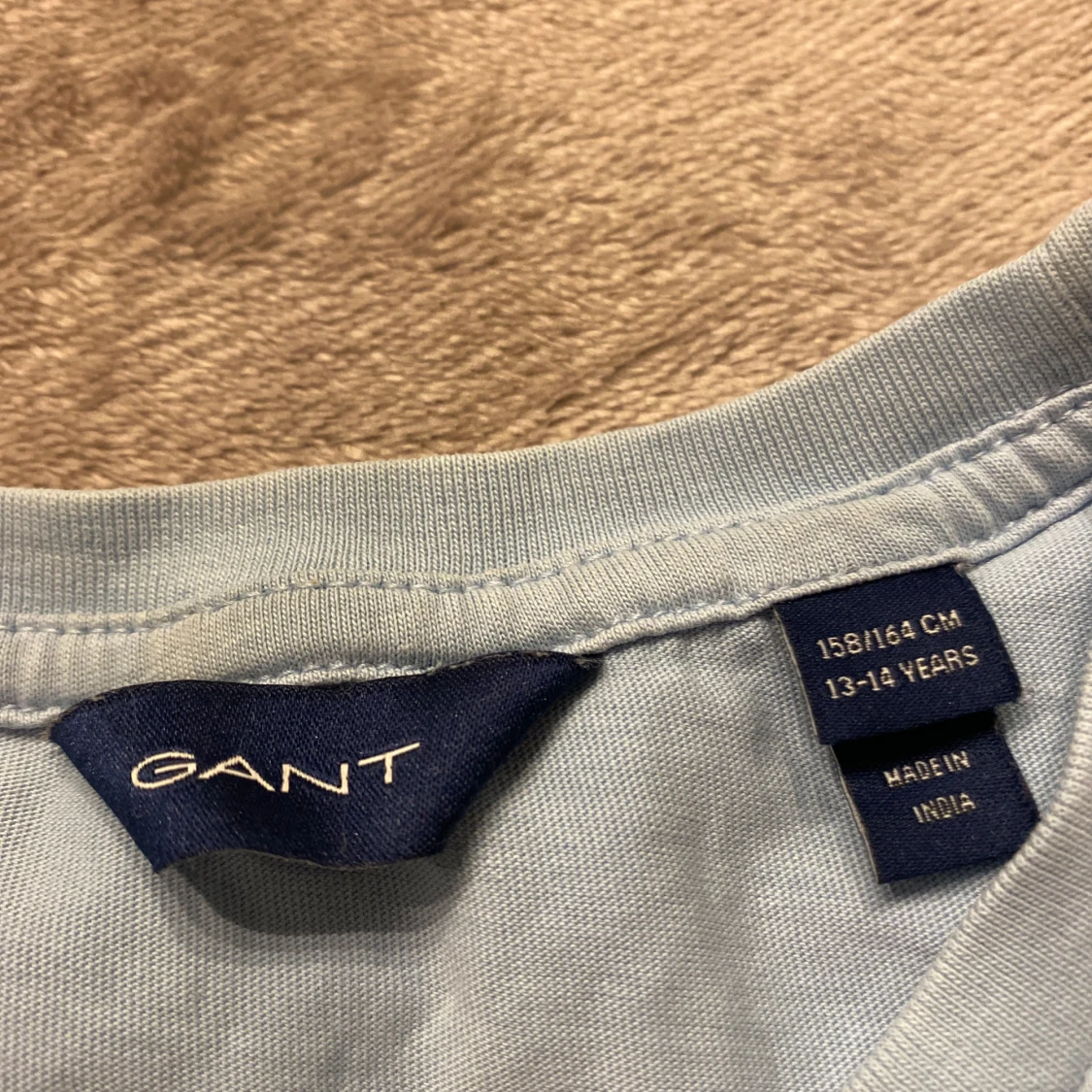Ljusblå t-shirt från GANT - 1