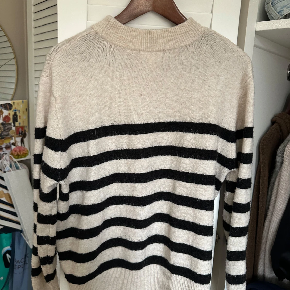 Beige och svart randig tröja från H&M - 2