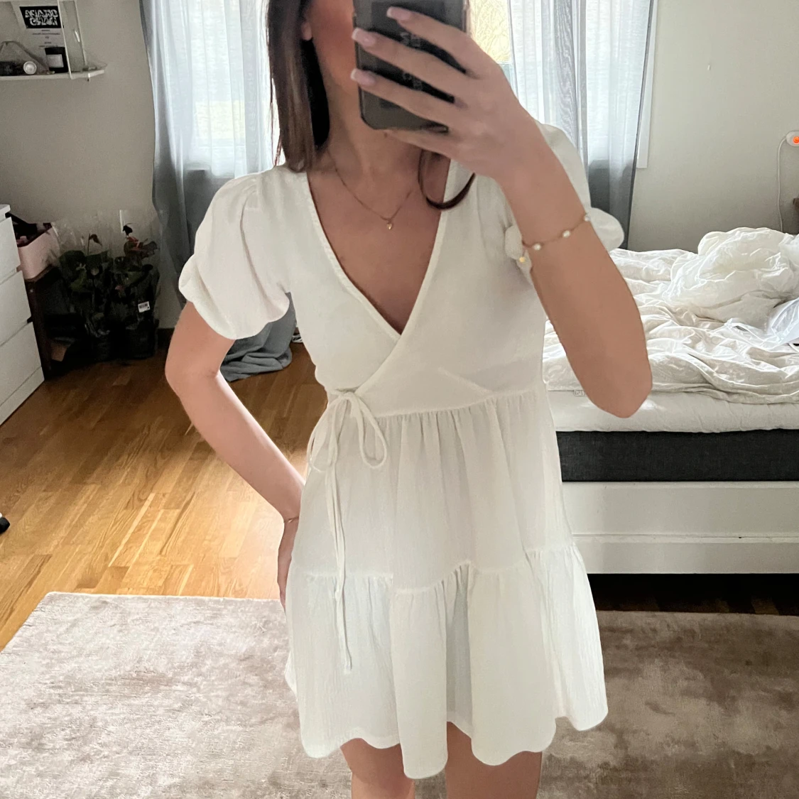 Vit omlottklänning - 1