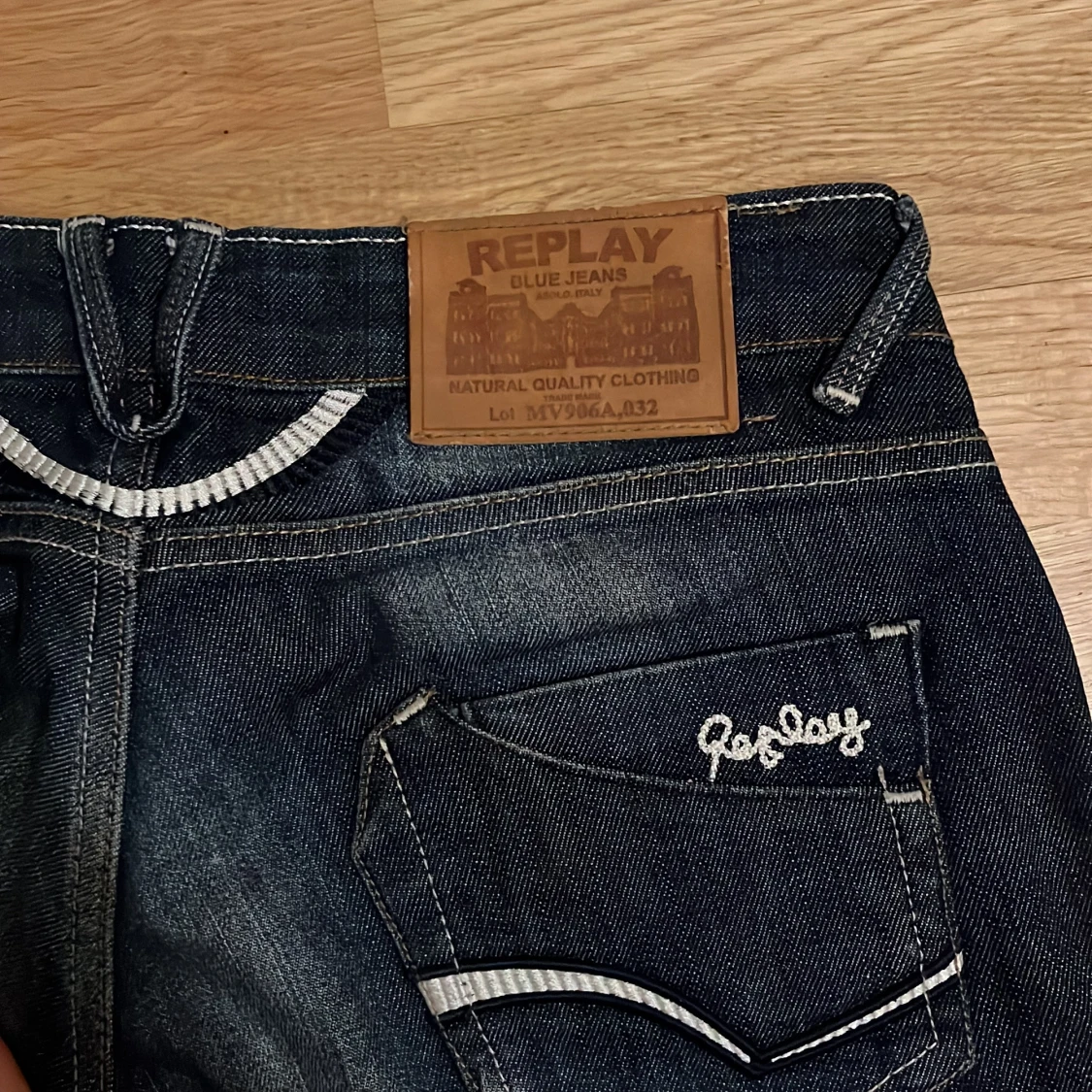 Lågmidjad jeanskjol - 3