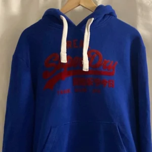 Superdry hoodie - Snygg hoodie från Superdry