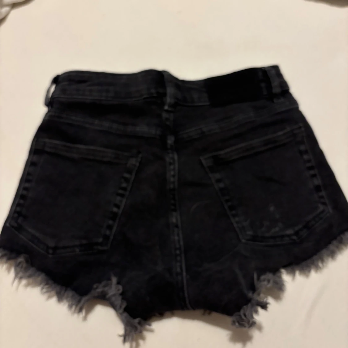 Svarta jeansshorts  - 1