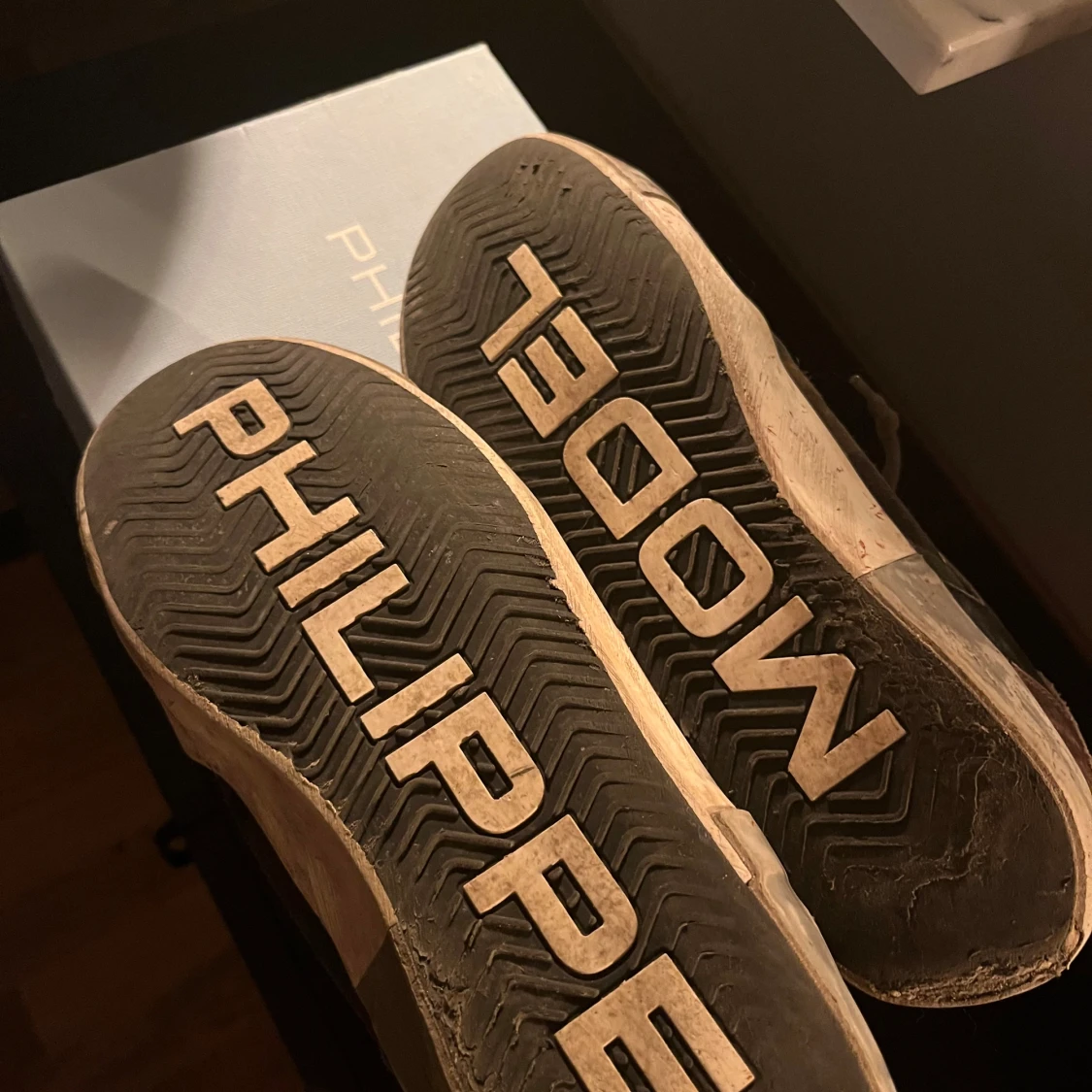 Skor från Philippe Model - 3