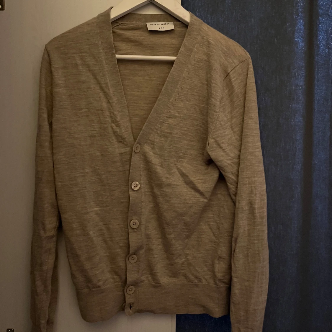 Beige cardigan merinoull
