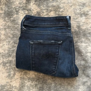 En blå replay jeans storlek 32 - Oanvänt perfect för sommarn lite grish